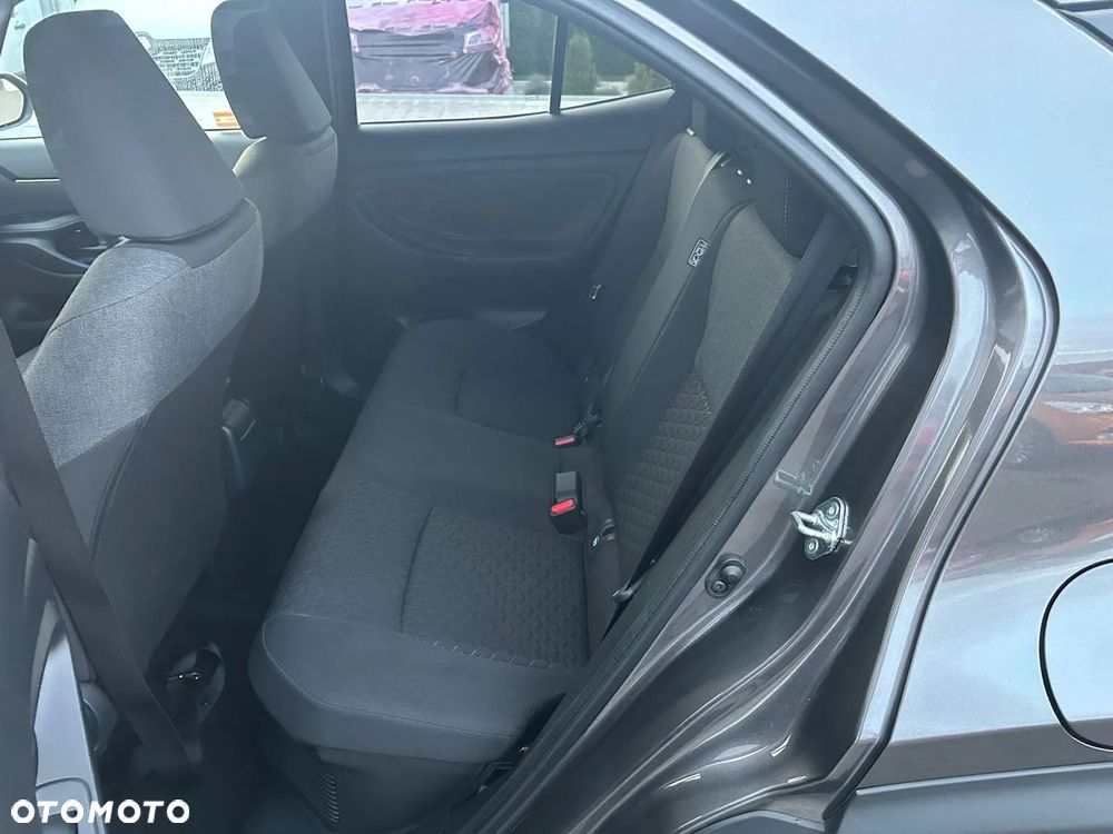 Toyota Yaris Cross Hybrid 1.5 Comfort - 25