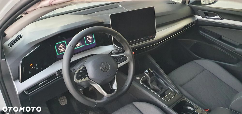 Volkswagen Golf - 9