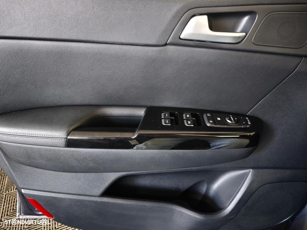 Kia Sportage 1.6 CRDI ISG SX - 19