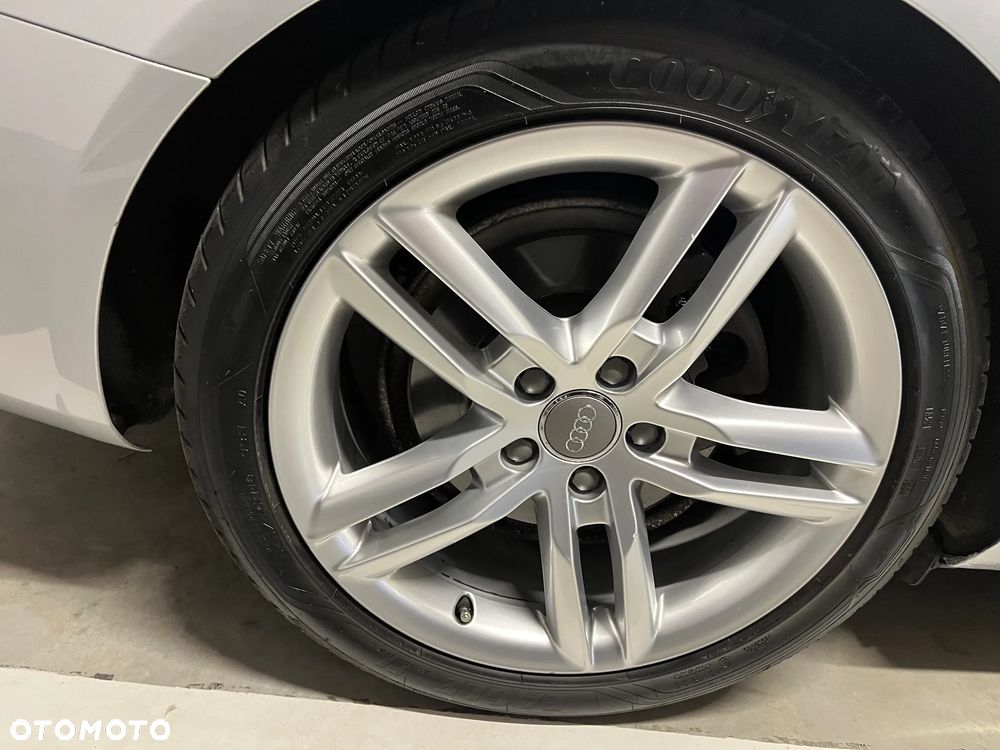 Audi A4 Avant 1.8 TFSI S line Sportpaket - 16