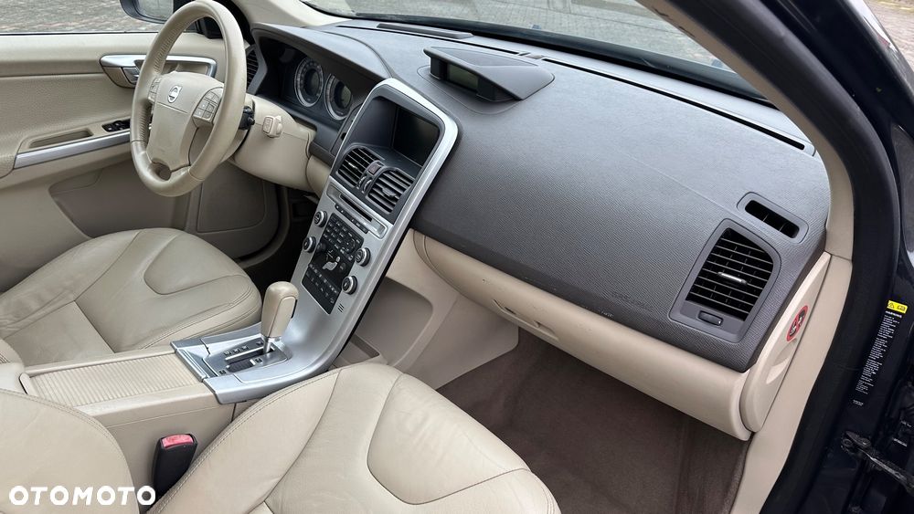 Volvo XC 60 T6 AWD Summum - 8