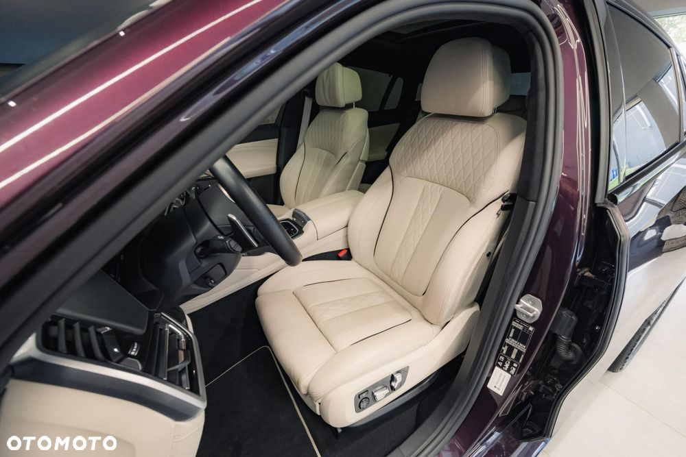 BMW X6 - 13