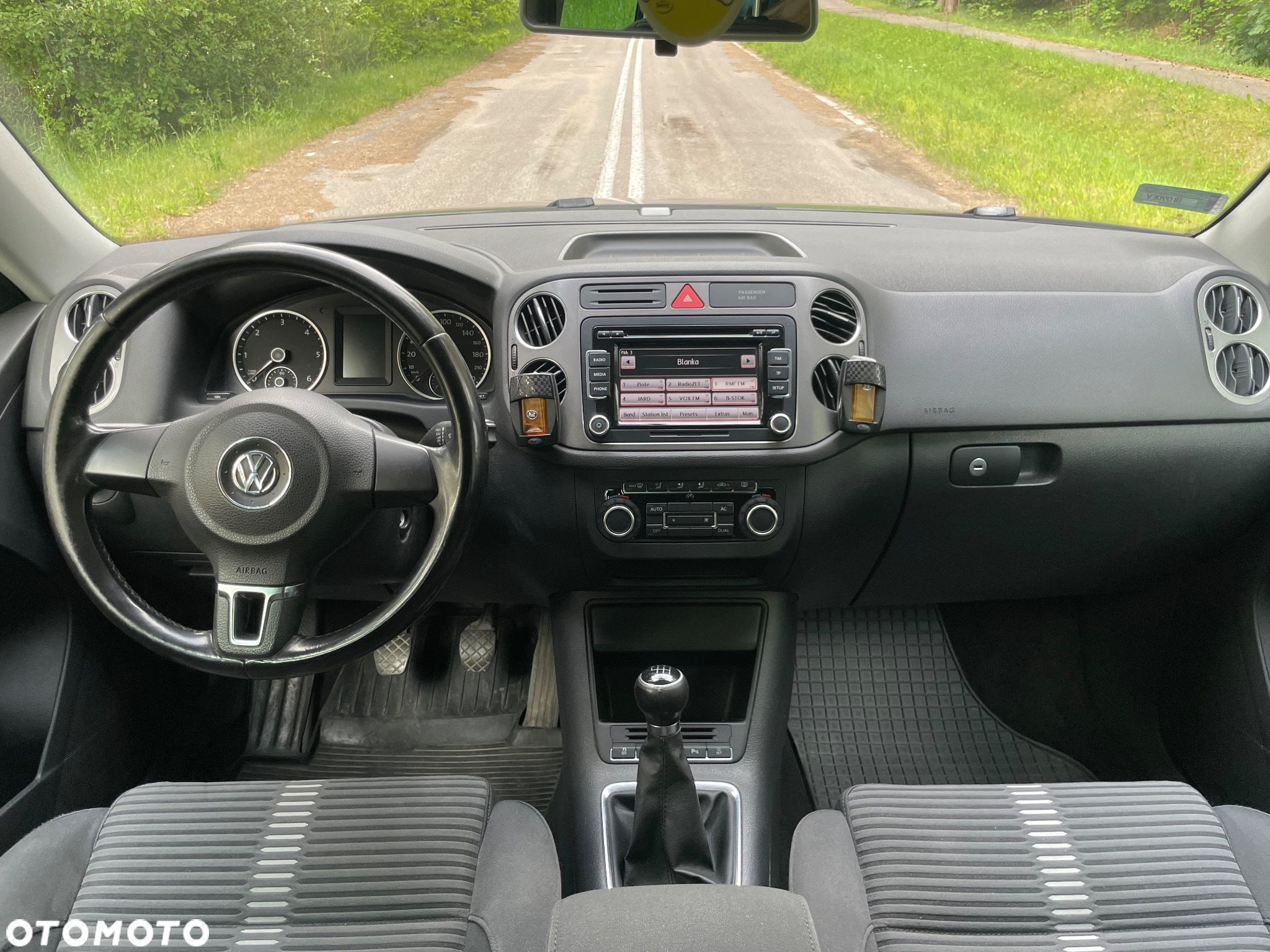 Volkswagen Tiguan - 9