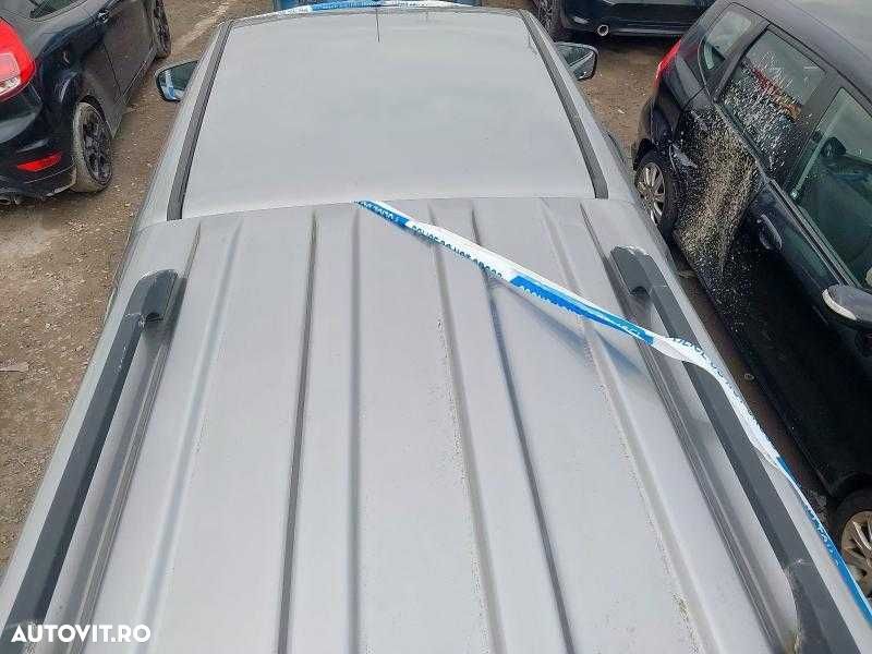 Dezmembrez Mitsubishi L200 2.5 Diesel 2015 - 11