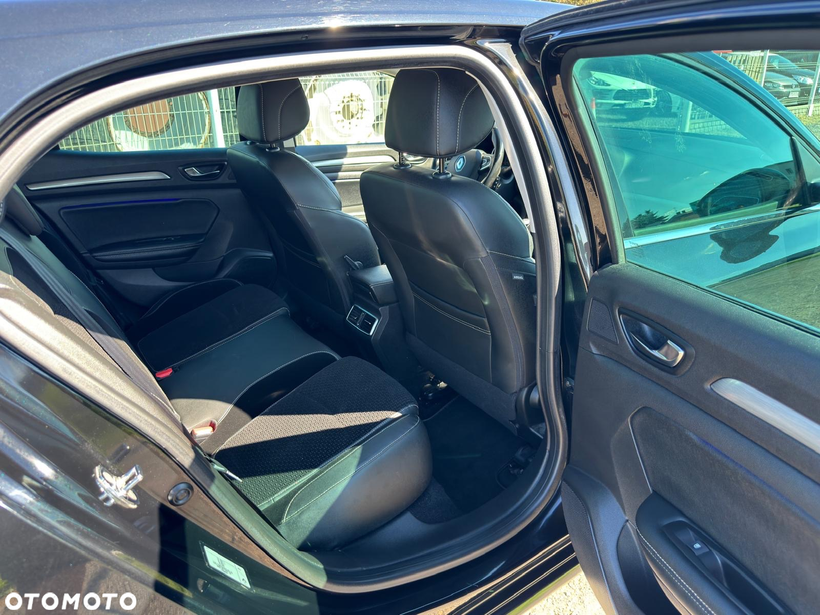 Renault Megane 1.5 dCi Energy Limited EU6 - 10