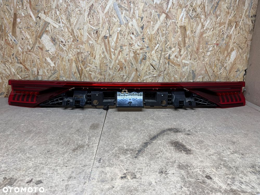 LAMPA TYŁ BLENDA ŚWIATŁO TYLNE LED AUDI Q8 4M8 4M8945095S - 1