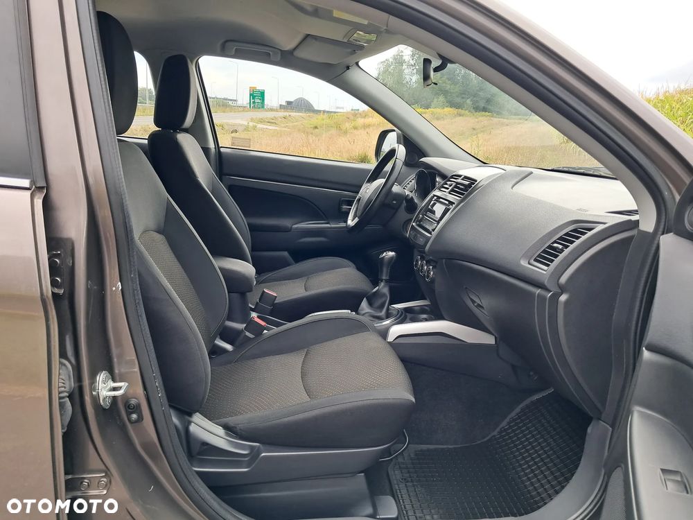 Mitsubishi ASX 1.6 Intense - 18