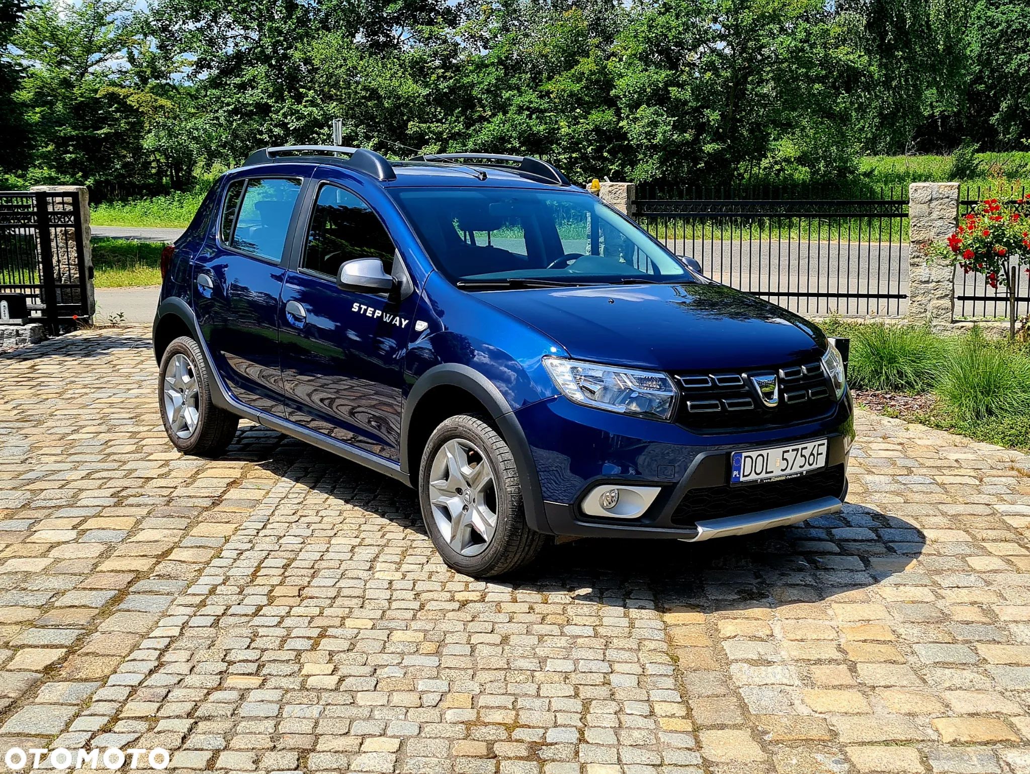 Dacia Sandero Stepway 0.9 TCe Laureate S&S - 1