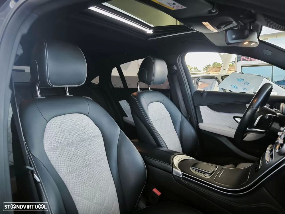 Mercedes-Benz GLC 220 d Coupe 4Matic 9G-TRONIC AMG Line Plus - 25