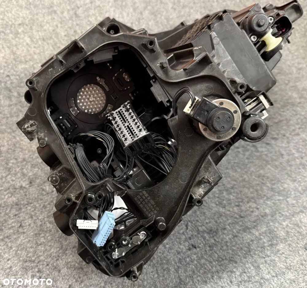 Audi Q8 SQ8 RSQ8 4M8941036 Lampa przód przednia prawa MATRIX 4M8.941.036 - 11