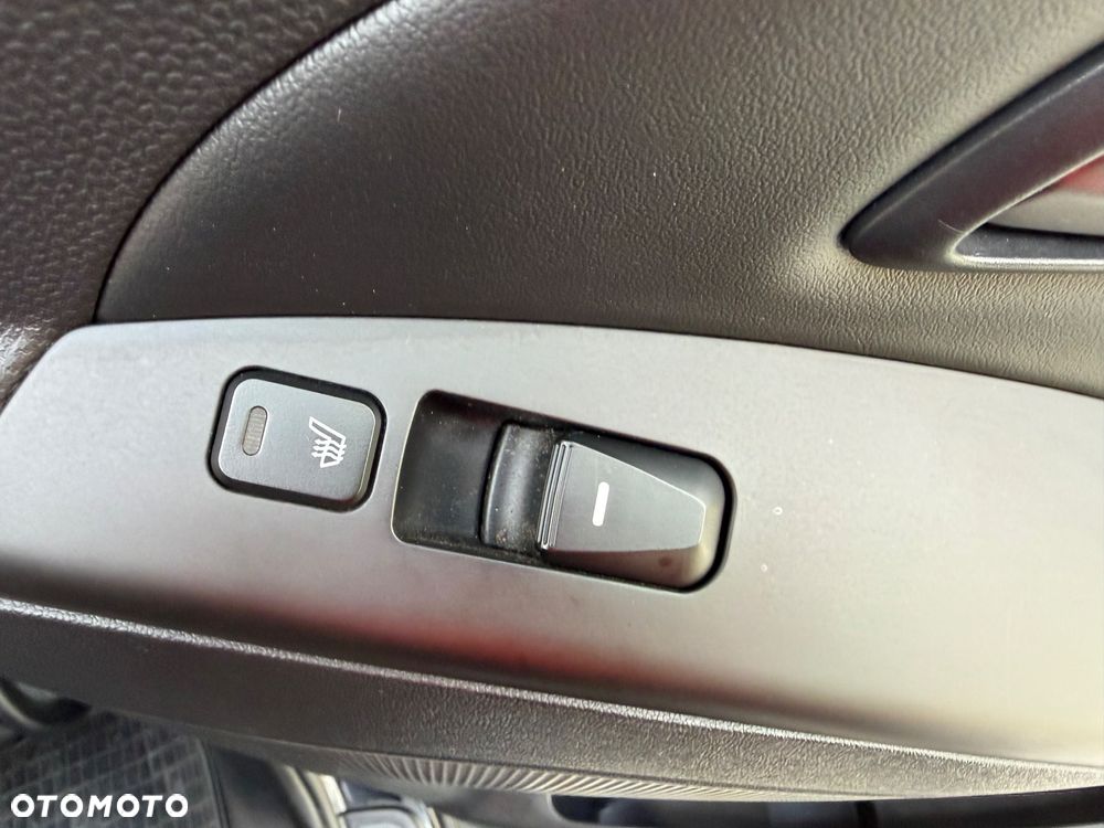 Hyundai ix35 blue 1.6 2WD Finale Silver - 31