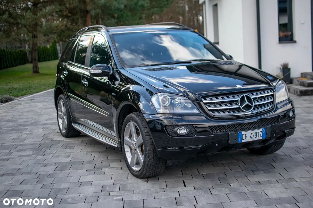 Mercedes-Benz ML 320 CDI 4Matic 7G-TRONIC DPF Edition 10 - 23