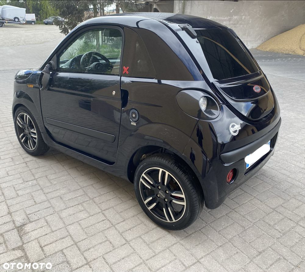 Microcar DUE - 8
