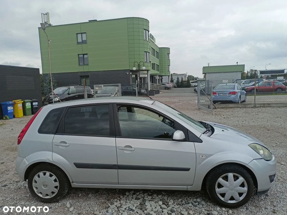 Ford Fiesta - 5