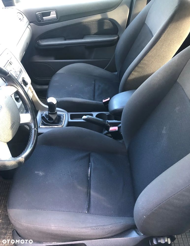 Ford Focus - 7