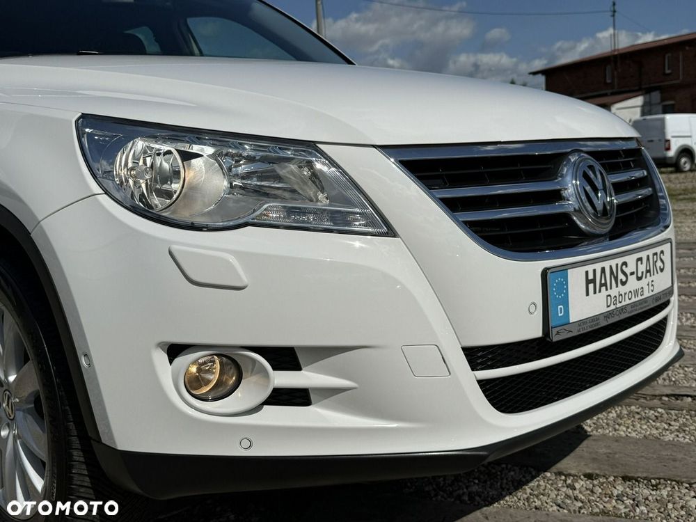 Volkswagen Tiguan - 12