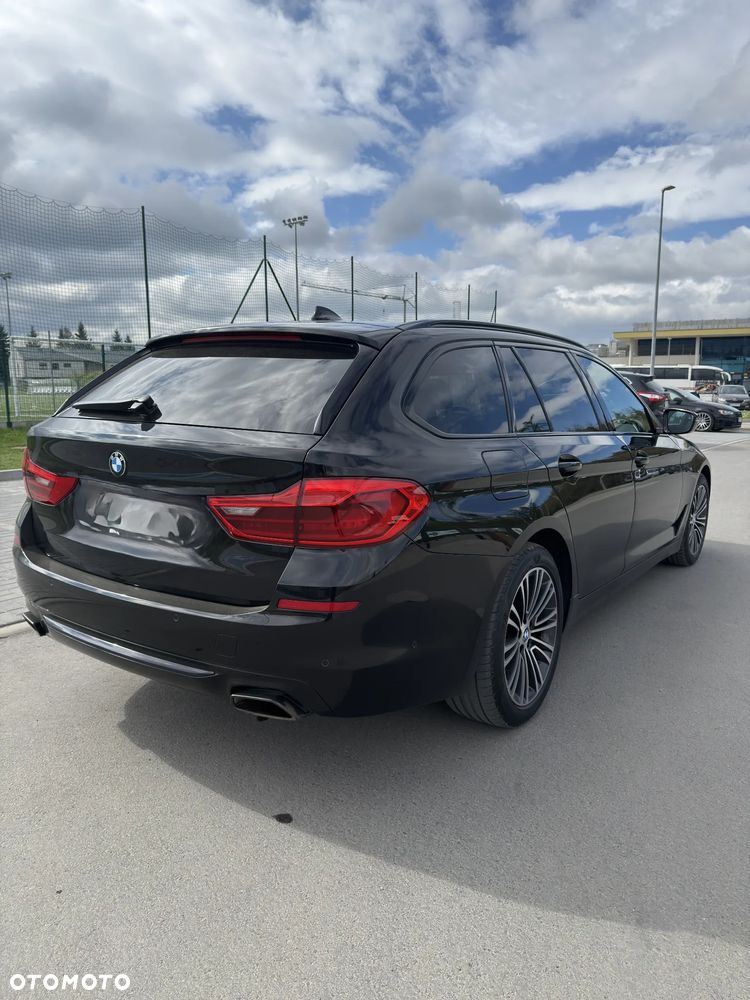BMW Seria 5 540d xDrive Sport Line - 7