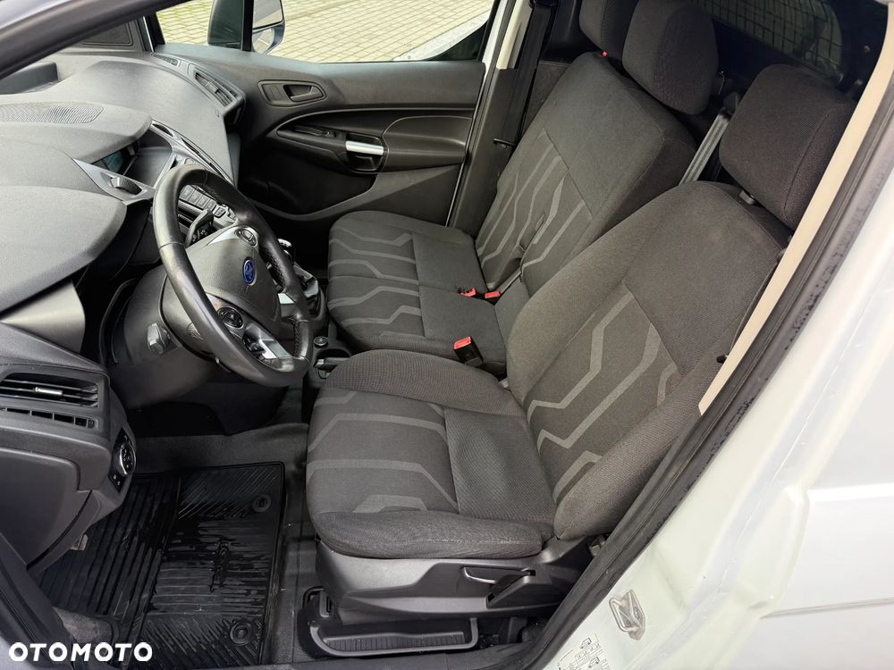 Ford Transit Connect - 13
