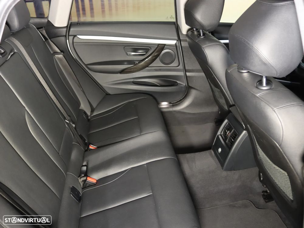 BMW 318 Gran Turismo d Auto Line Luxury - 14