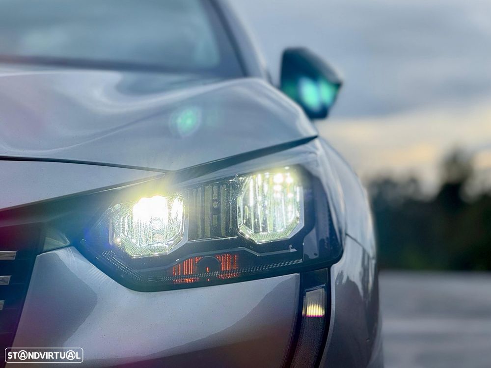 Peugeot 208 1.2 PureTech Active Pack - 26