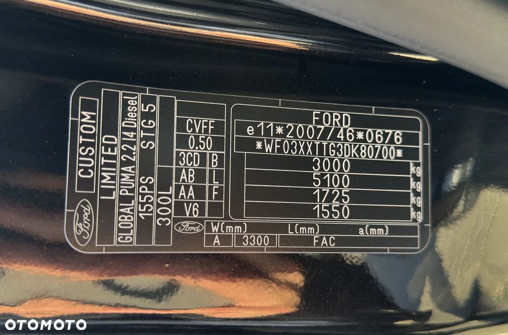 Ford Tourneo Custom 300 L2H1 VA Titanium - 36