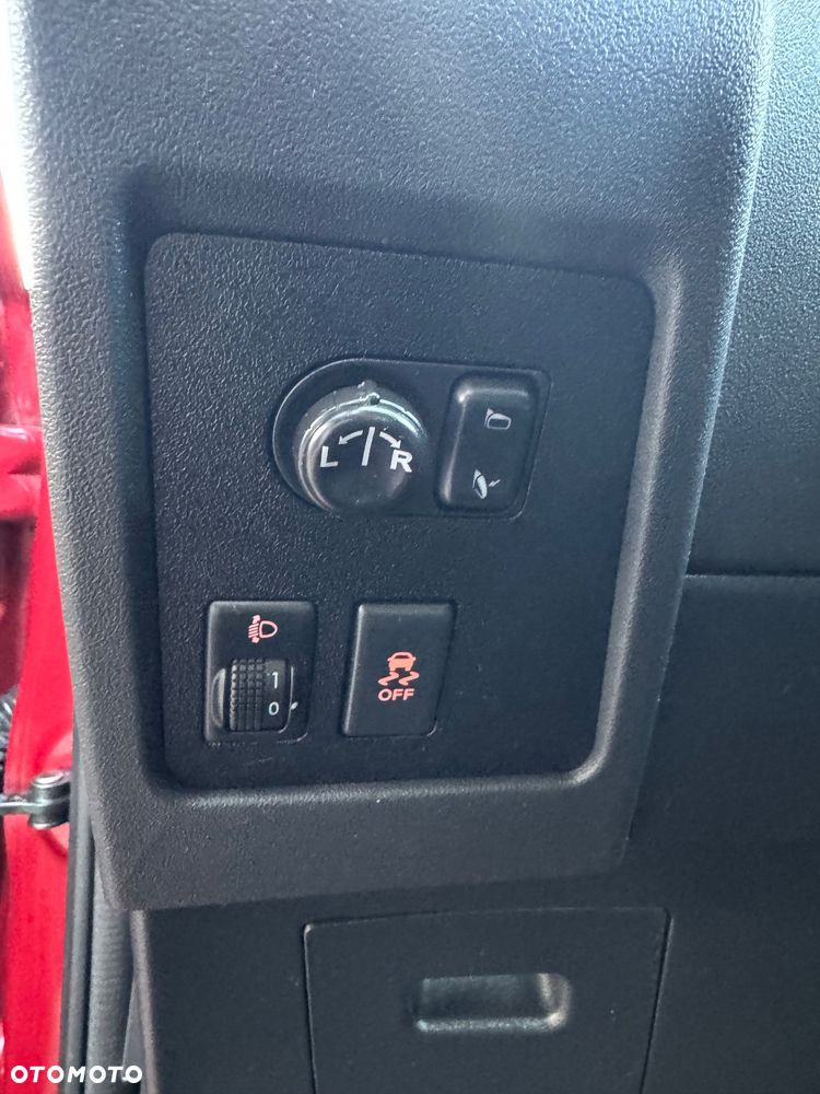 Nissan Qashqai 2.0 visia - 15