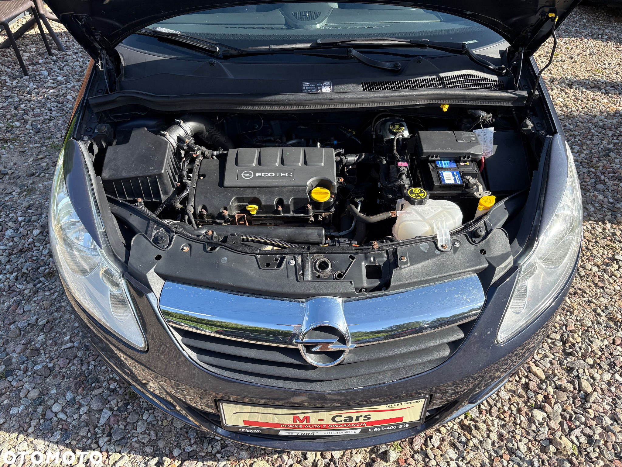 Opel Corsa 1.2 16V Essentia - 20