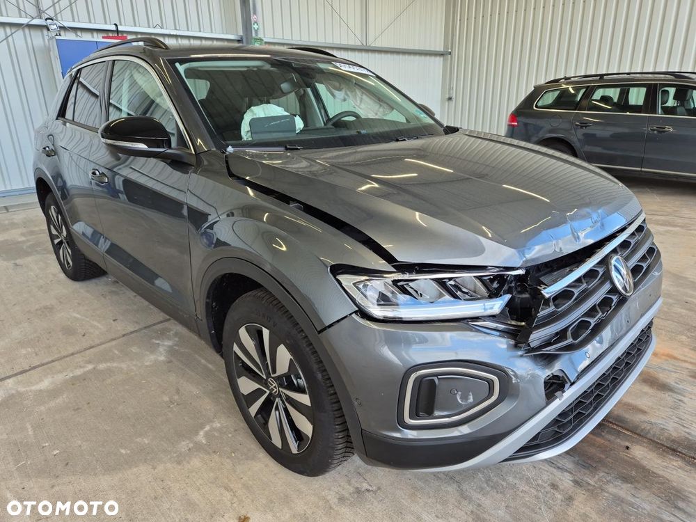 Volkswagen T-Roc - 2