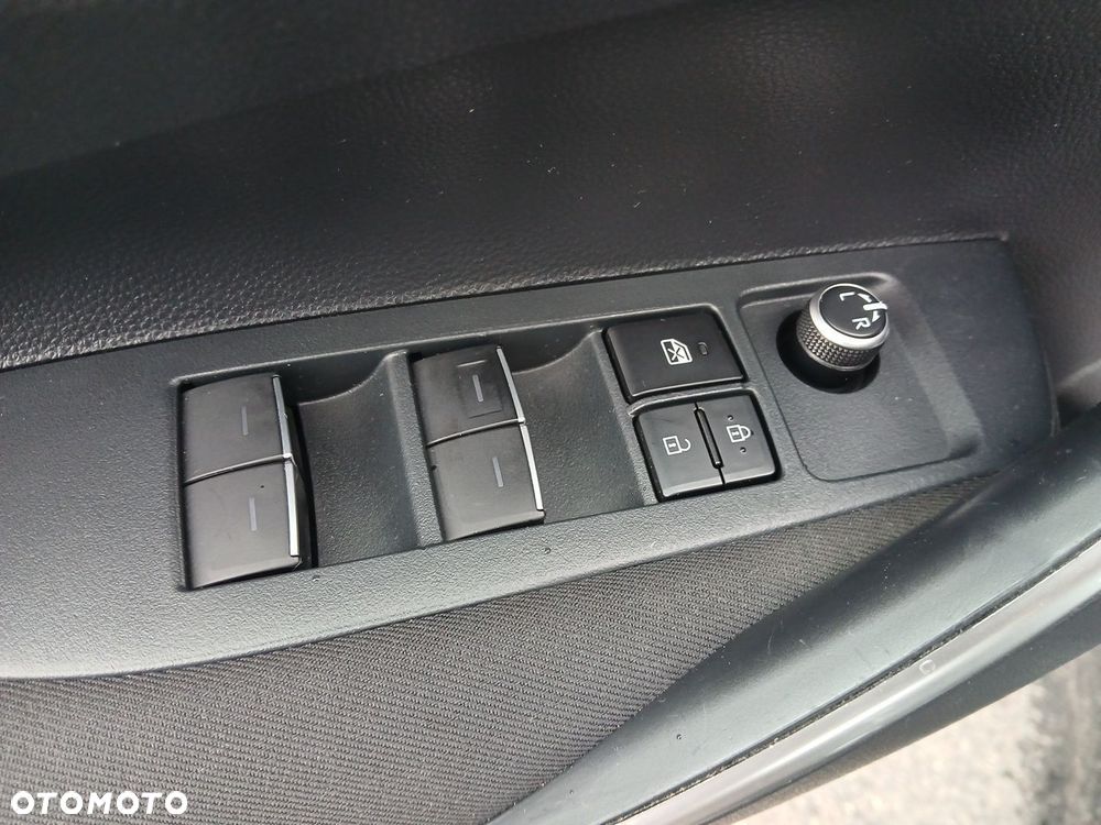 Toyota Corolla 1.8 Hybrid Comfort - 40