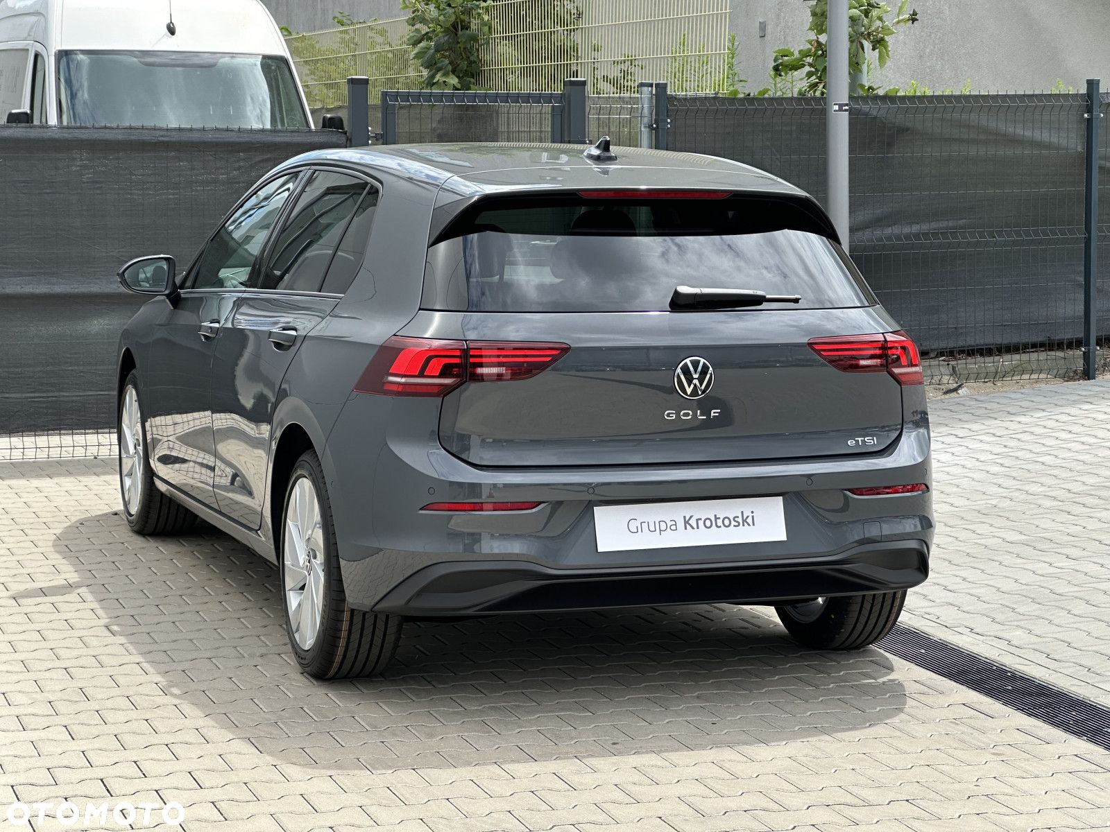 Volkswagen Golf - 9