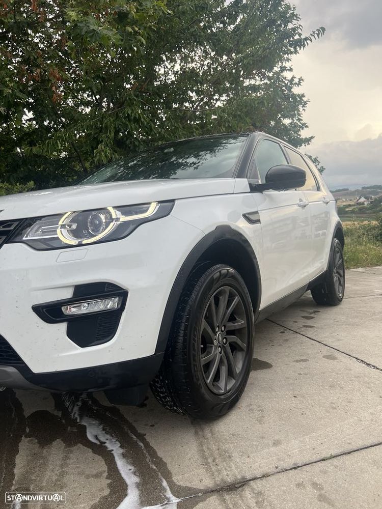 Land Rover Discovery Sport - 11