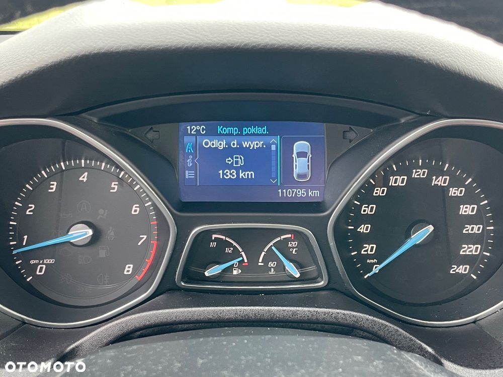 Ford Focus 1.6 EcoBoost Start-Stopp-System Titanium - 38