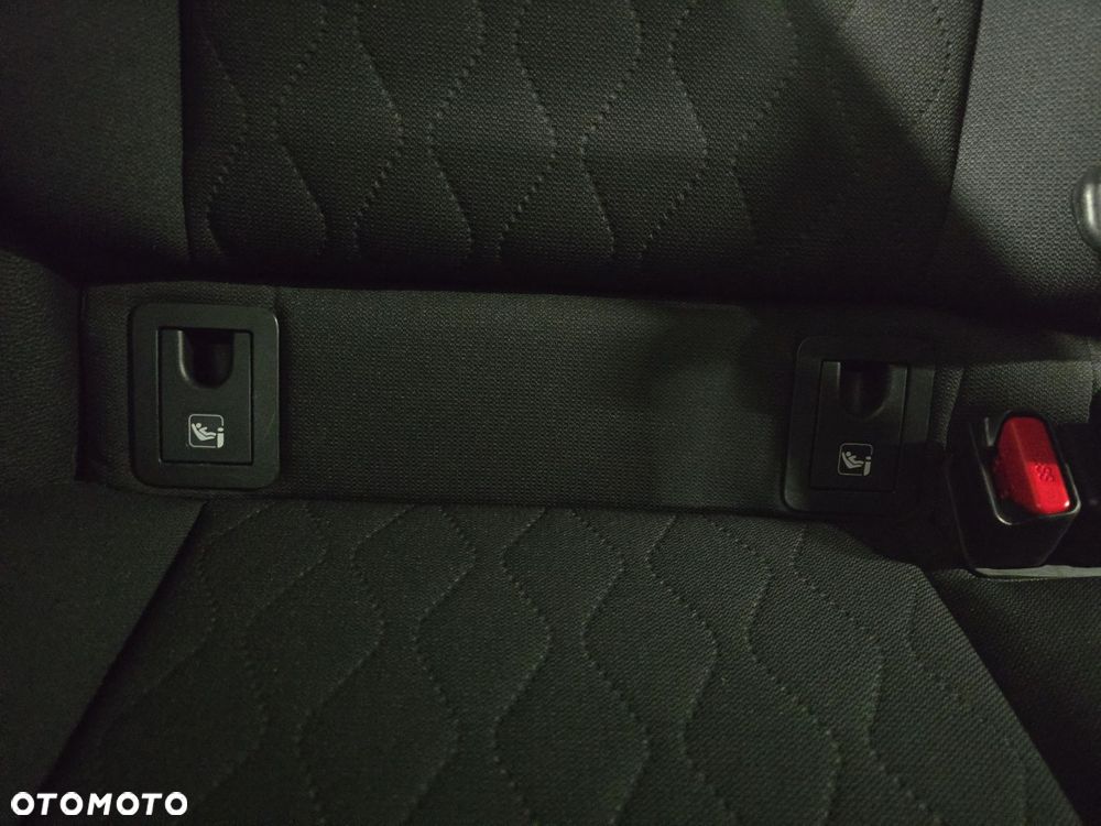 Toyota Corolla Cross - 28