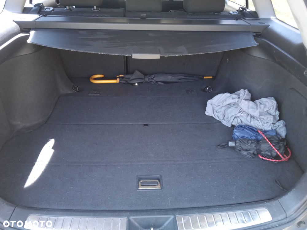 Toyota Avensis - 7