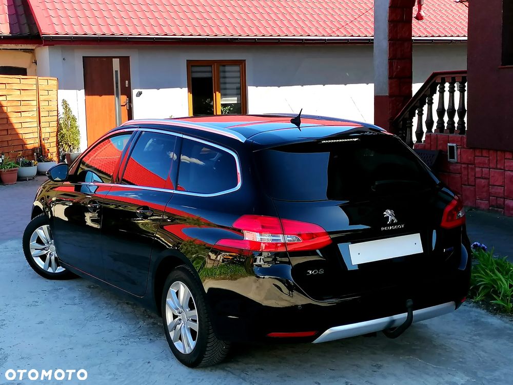 Peugeot 308 - 24