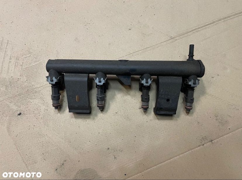 9650764780 Listwa wtryskowa wtrysk Peugeot Citroen - 2