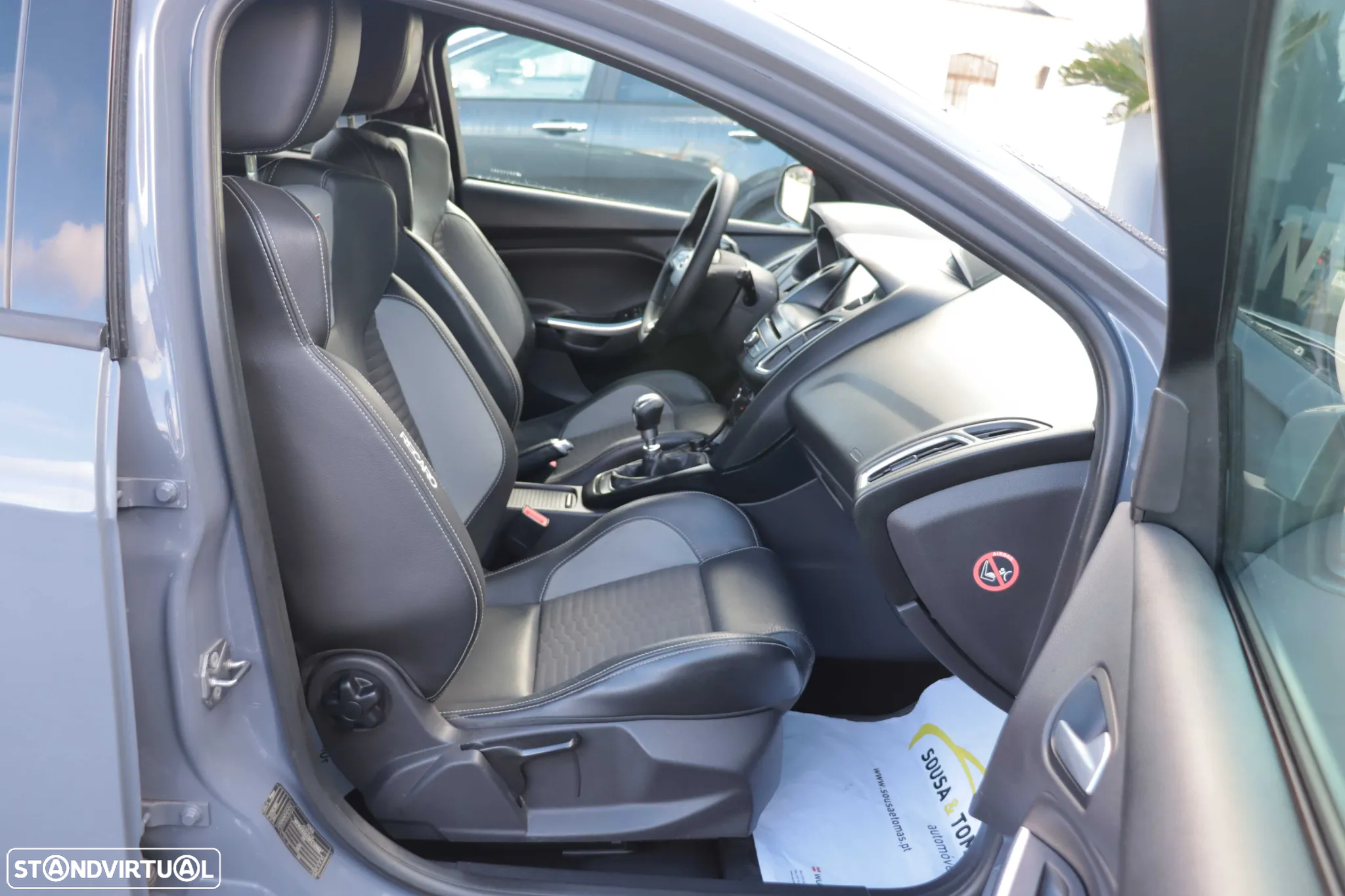 Ford Focus 2.0 TDCi ST-2 - 12