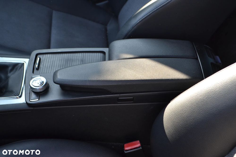 Mercedes-Benz Klasa C - 10