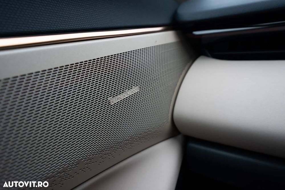 Lynk&Co 08 - 19