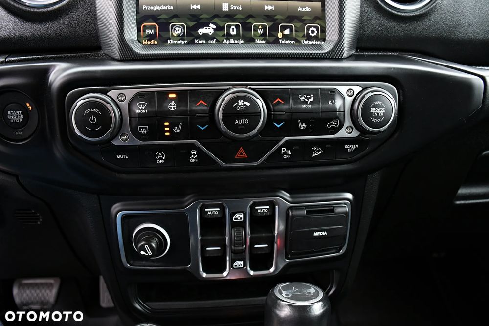Jeep Wrangler Unlimited GME 2.0 Turbo Sahara - 27