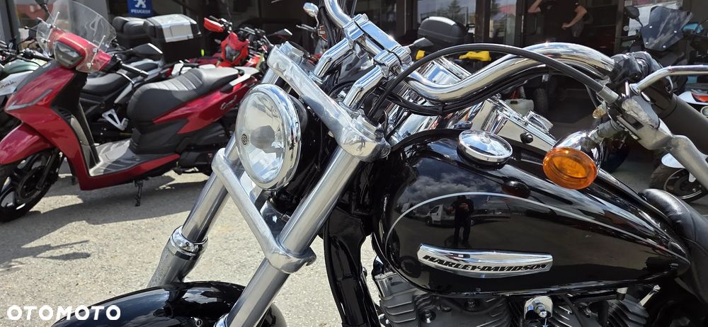 Harley-Davidson Dyna Super Glide - 21
