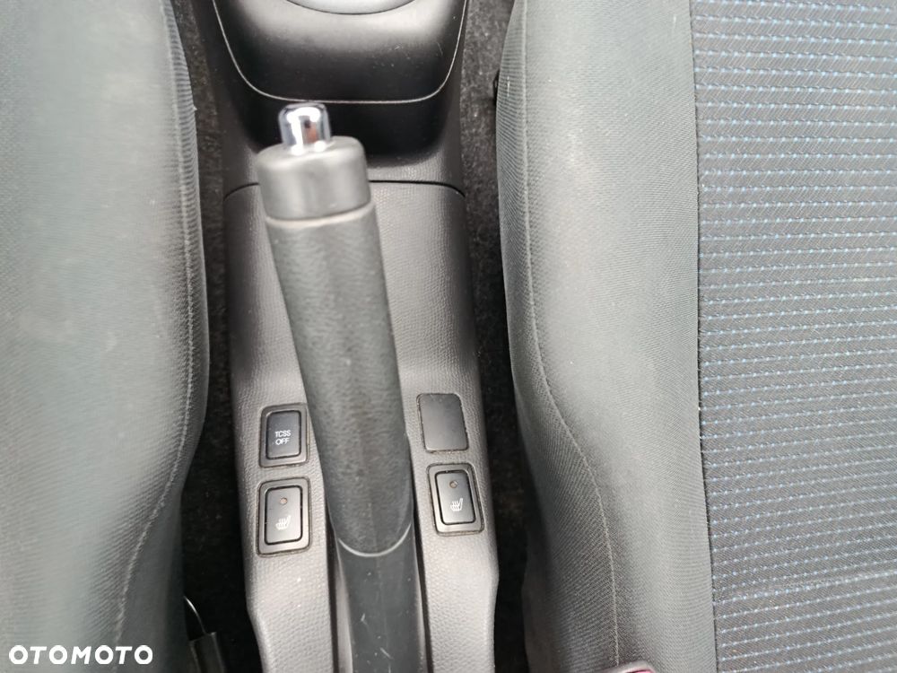 Suzuki Swift 1.3 Club - 13