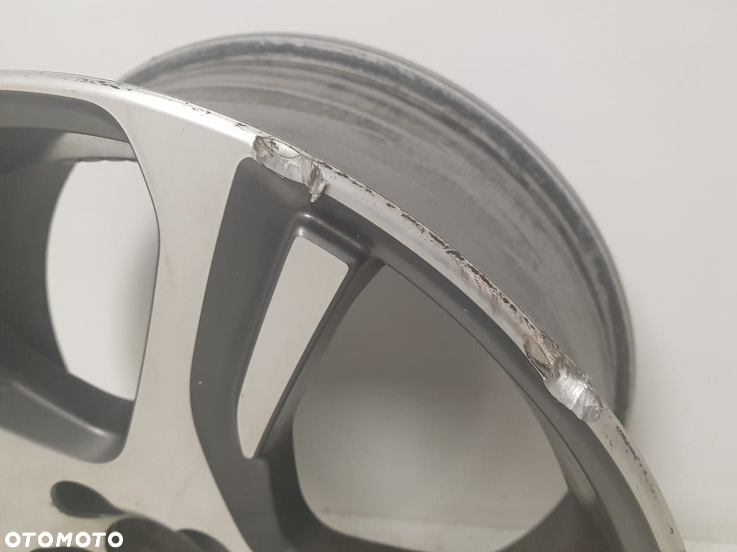 FELGA ALUMINIOWA VOLVO XC60 7,5 X 18 ET55 5X108 31280139 - 3