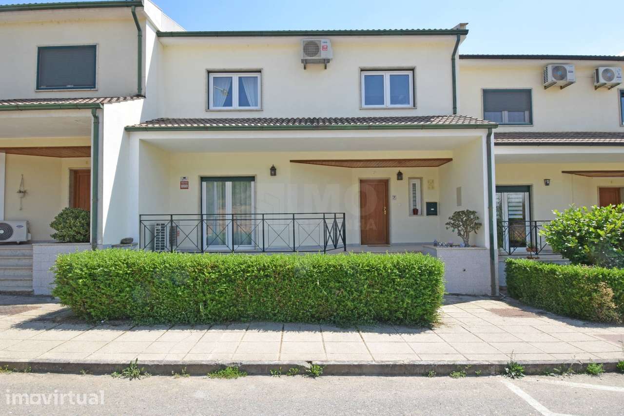 Moradia V3 c/ Garagem - Tortosendo - 10 min da Covilhã - Grande imagem: 2/55