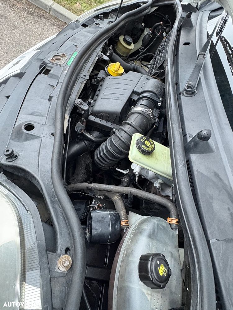 Renault Trafic 2.0 dCi 115 Combi L2H1 - 30