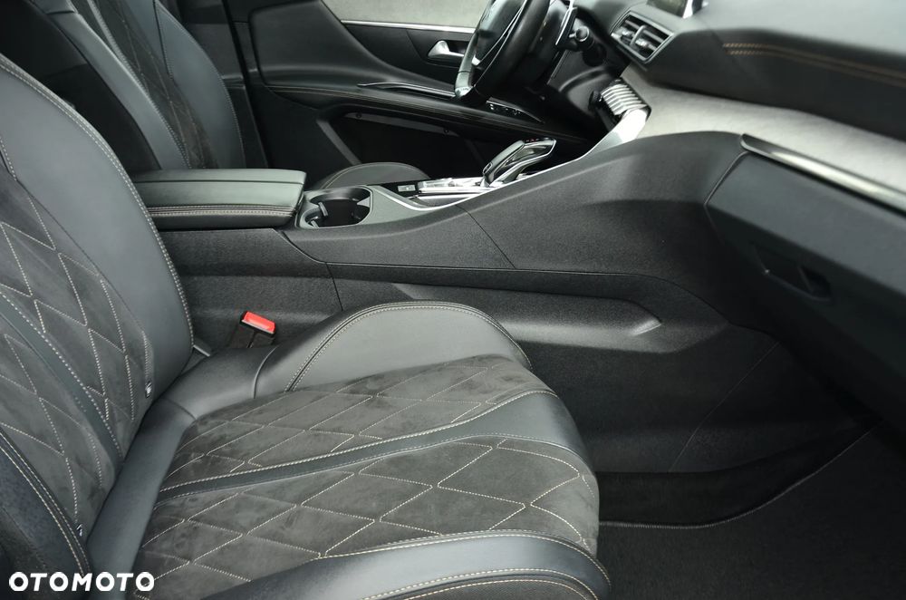 Peugeot 3008 1.2 PureTech GT S&S EAT8 - 21