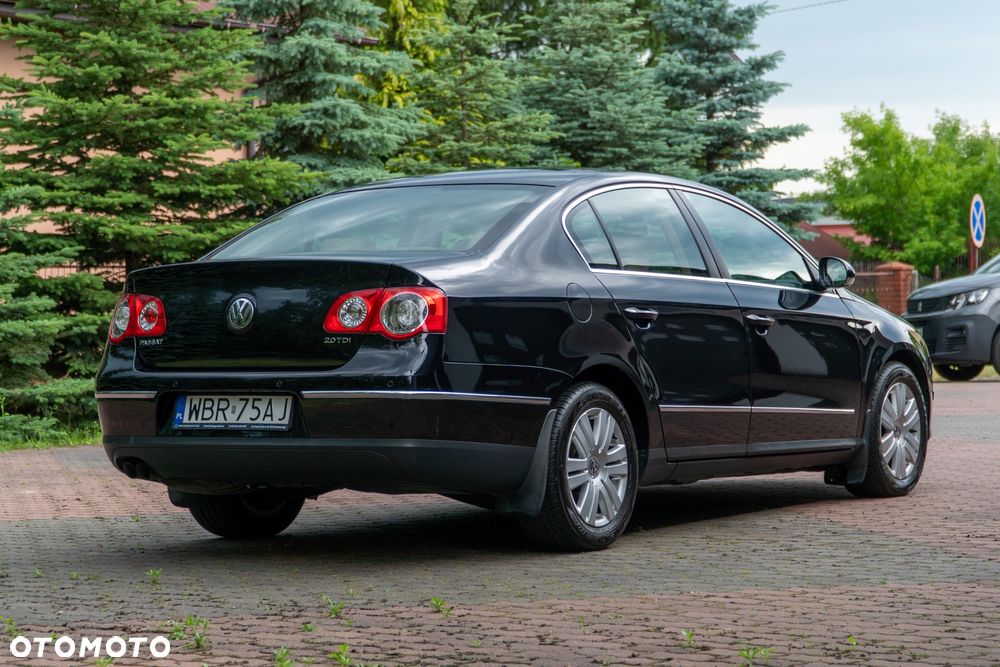 Volkswagen Passat 2.0 TDI DPF Highline - 7