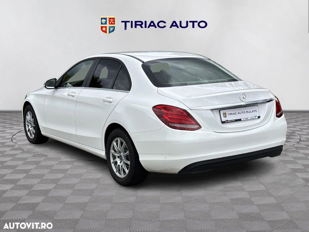 Mercedes-Benz C - 4