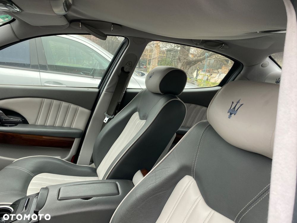 Maserati Quattroporte - 8