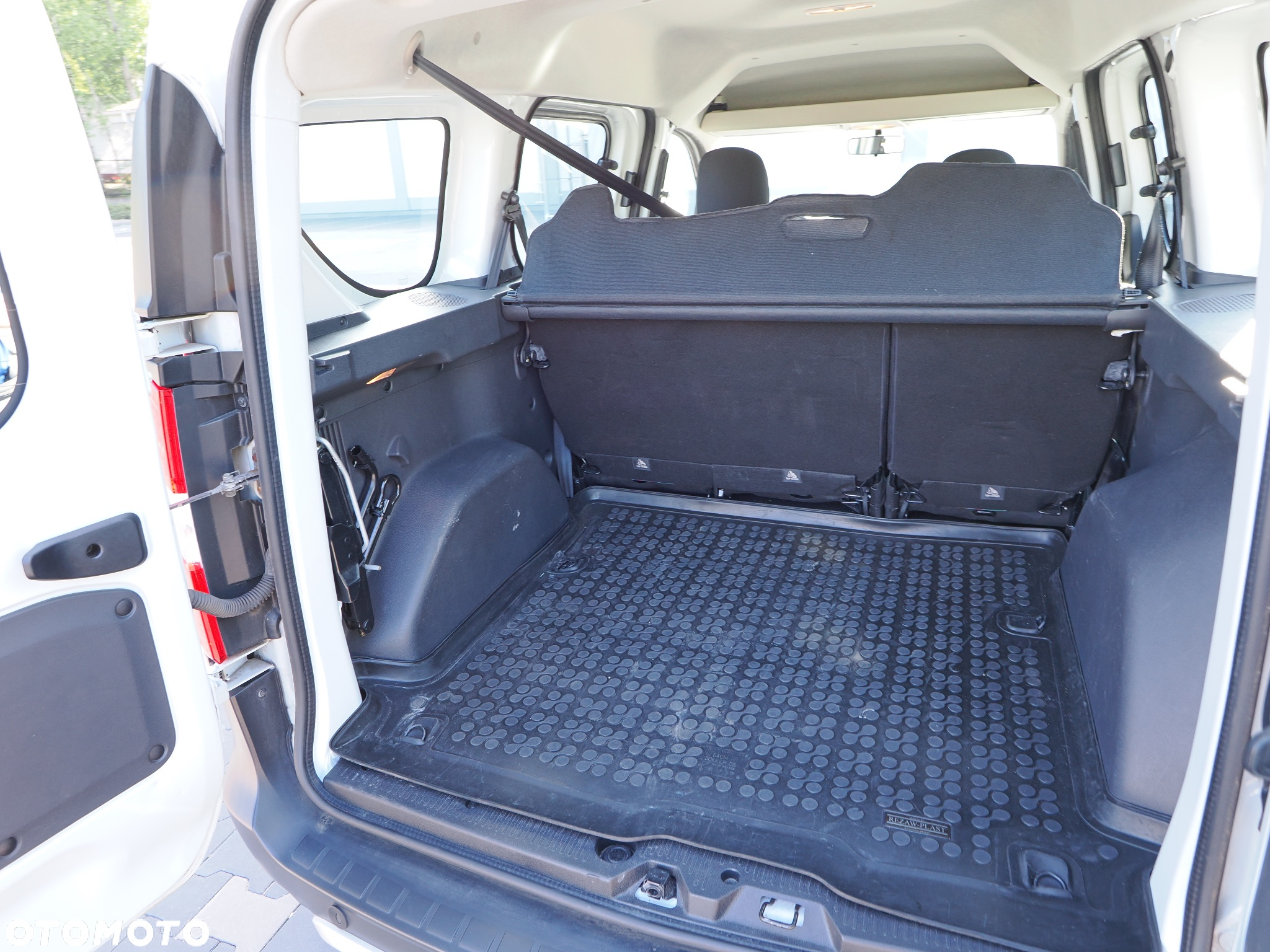 Dacia Dokker 1.2 TCe Stepway - 11